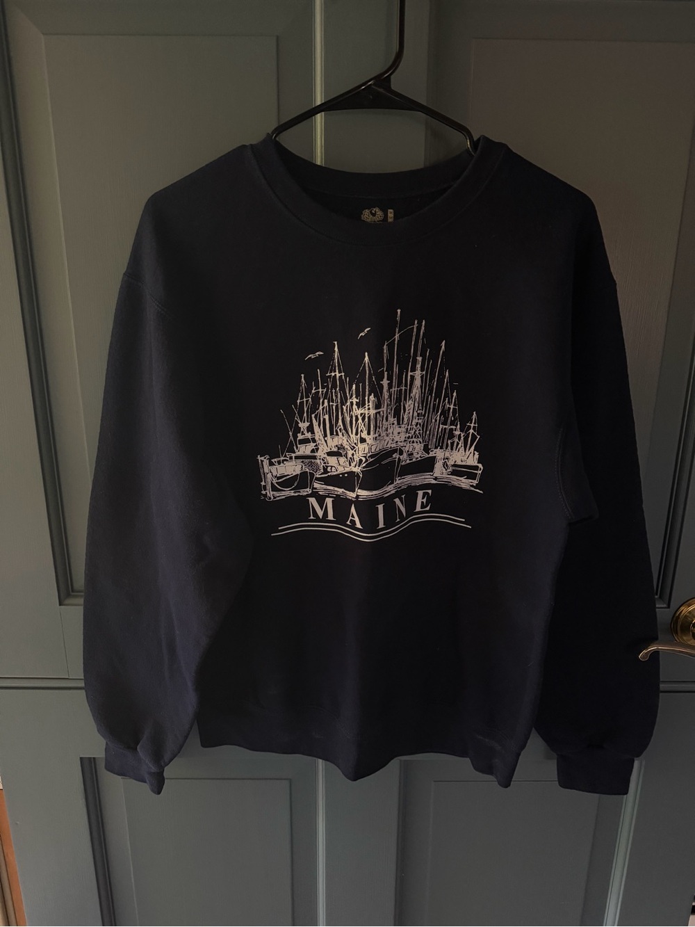 Maine Harbor Graphic Crewneck Sweatshirt Medium